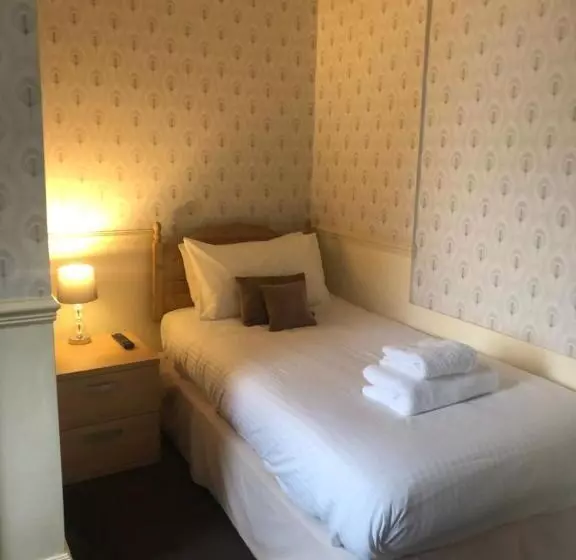 پانسیون Melton Guest House