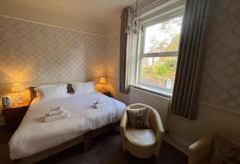 پانسیون Melton Guest House