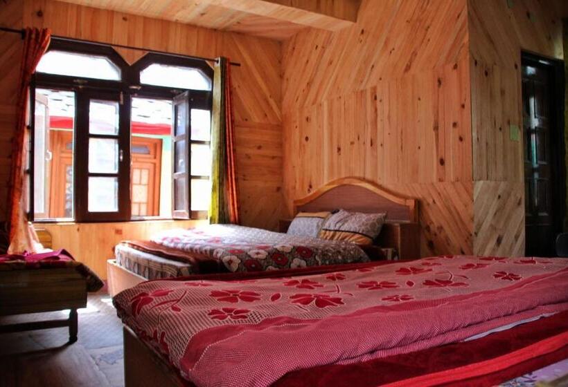 פנסיון Olive Garden Classic