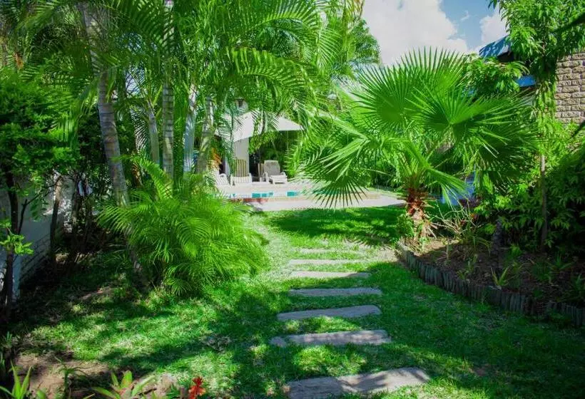 Majatalo Tengo Guest House Lulekani