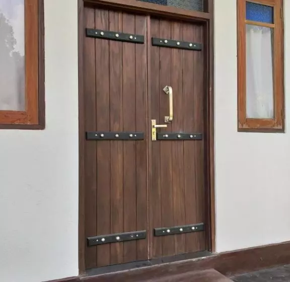 Majatalo Villa Sunrise