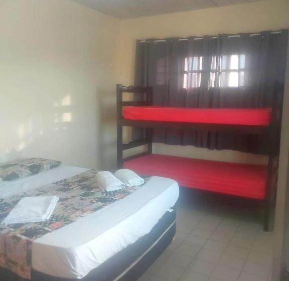 Pousada E Hostel Lua De Tomate