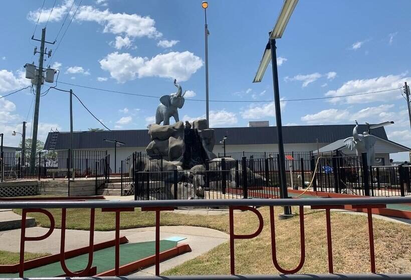 The Grand Regal Resort