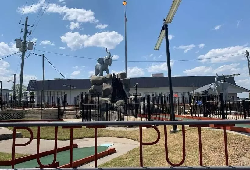 The Grand Regal Resort