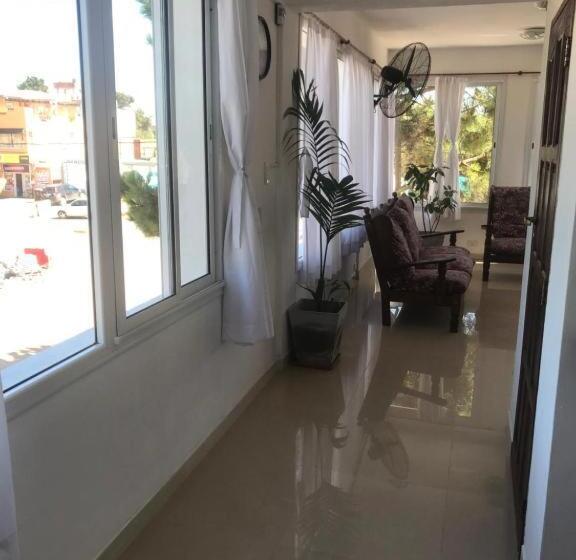 旅馆 Hostería Ostende