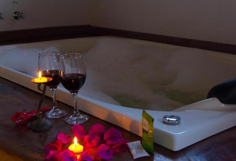 ユースホステル Pousada Villa Di Lavras