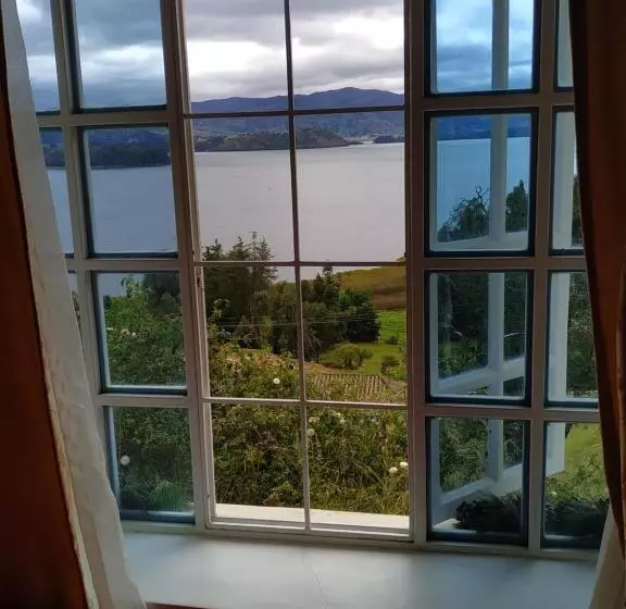 ユースホステル Villa Paola Del Lago