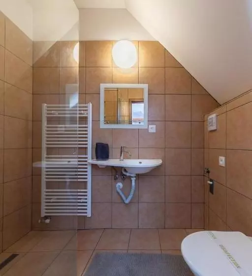 Aamiaismajoitus (B&B) 3 Domky