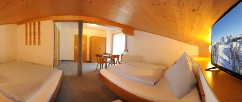 تختخواب و صبحانه Gästehaus Standardhaus