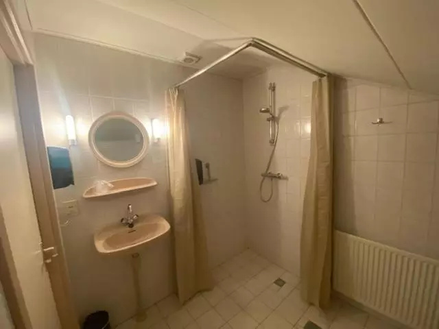 ホテル Aan De Linge