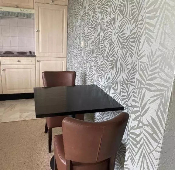 ホテル Aan De Linge