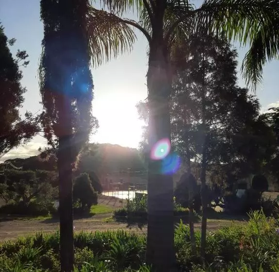 Hotelli E Parque Das Tuias