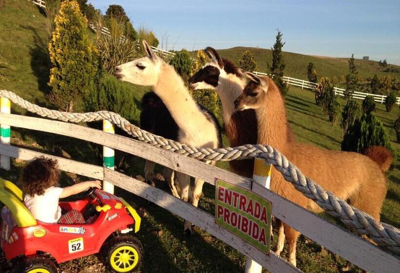 Hotel E Parque Das Tuias