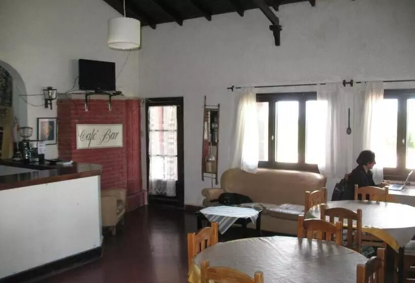Hotelli Hosteria Villa Del Mar