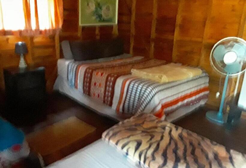 فندق Houtbosdorp