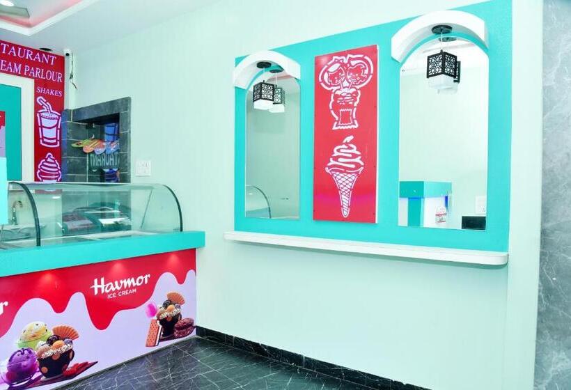 בית מלון כפרי Midtown & Restaurant