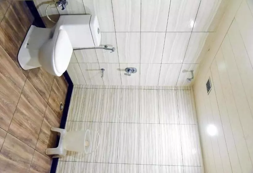 ホテル Midtown & Restaurant