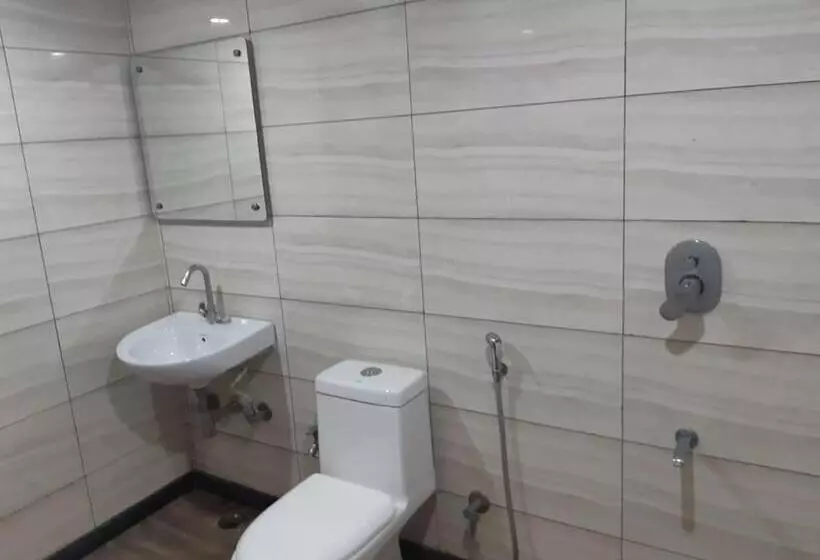 ホテル Midtown & Restaurant