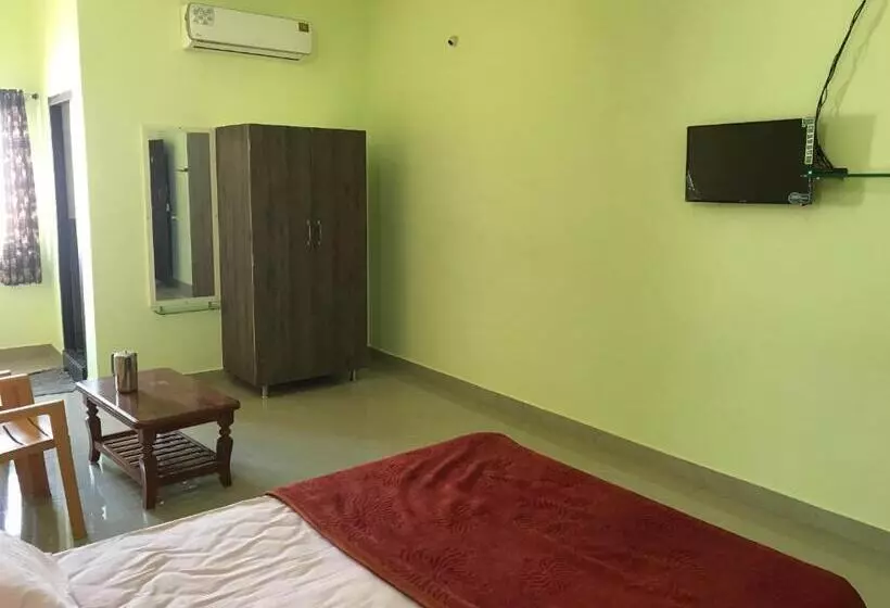 ホテル Prabhu Inn