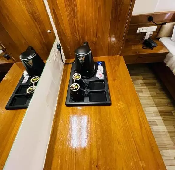 Hotelli Queens Tourist Home