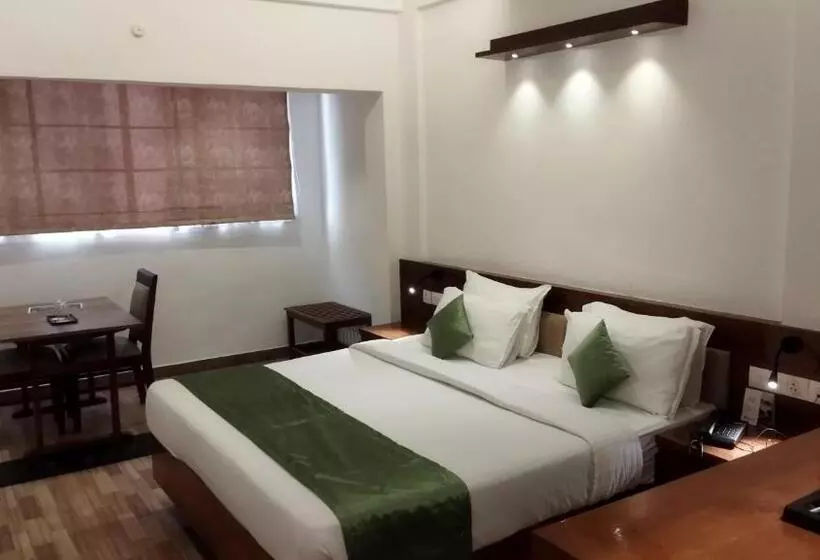 Hotelli Queens Tourist Home