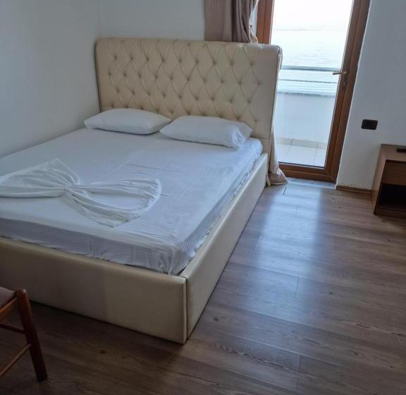 هتل Restaurant Savoja