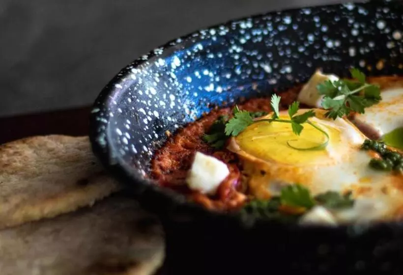 Hotelli The Salty Pelican Yoga & Surf Retreat