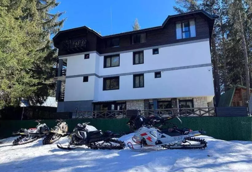 Hotelli Villa Ivan & Petar