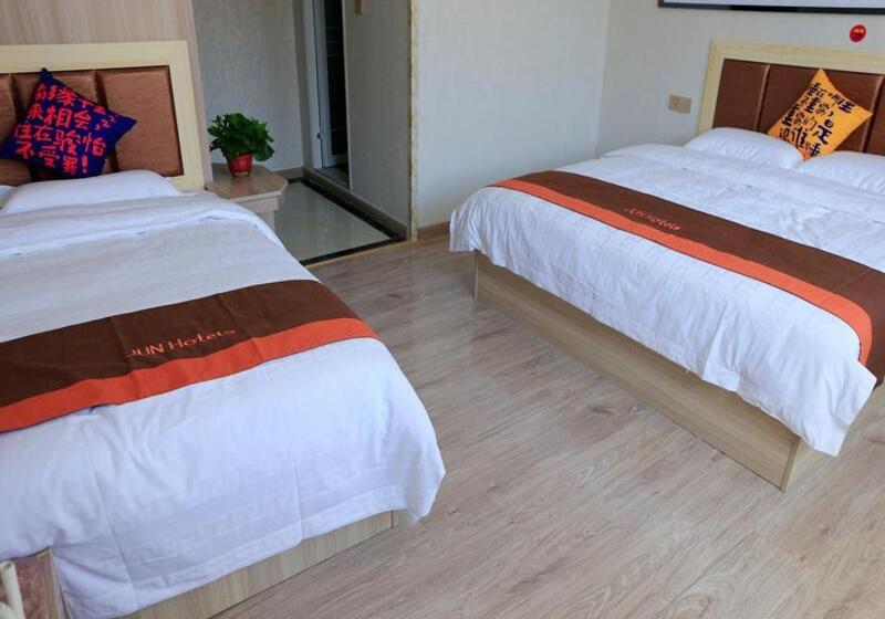 Jun Hotels Gansu Lanzhou Lanzhou New District Jing Er Road Asia Pacific World Trade Center Square