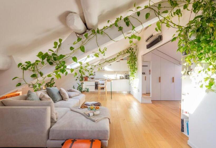 膳宿费 Bright Attic And Studio In The Heart Of Milan