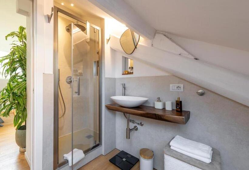 膳宿费 Bright Attic And Studio In The Heart Of Milan