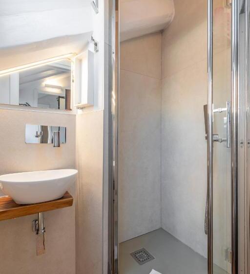 膳宿费 Bright Attic And Studio In The Heart Of Milan