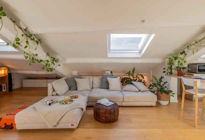 膳宿费 Bright Attic And Studio In The Heart Of Milan