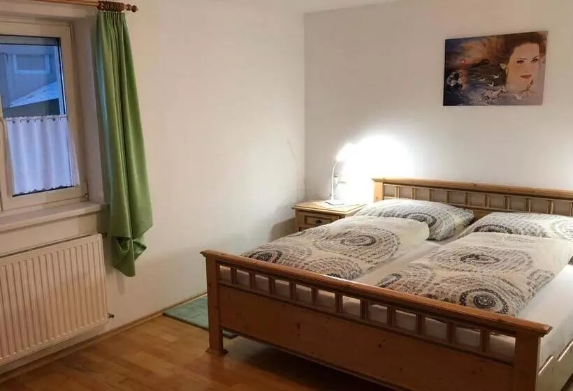 Majatalo Haus Konzett