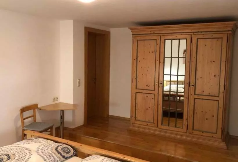 Majatalo Haus Konzett