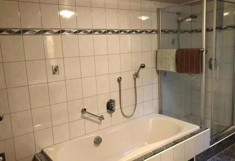 Majatalo Haus Konzett