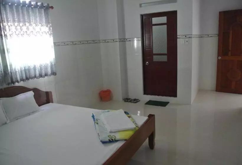 Majatalo Nhà Nghỉ Hoa Lý