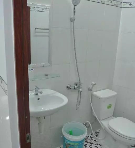 Majatalo Nhà Nghỉ Hoa Lý