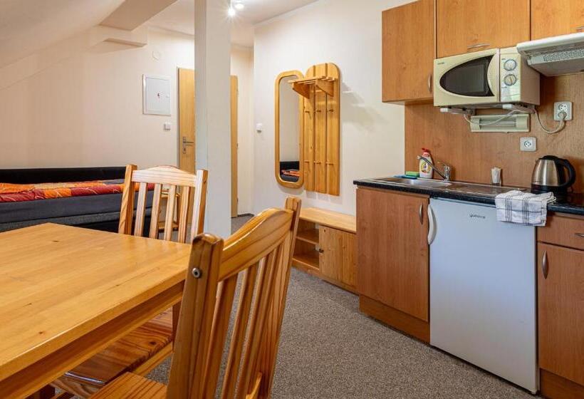 پانسیون Penzion Koula