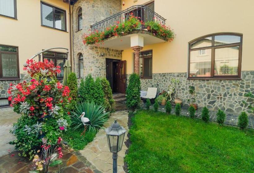 بنسيون Saban Deluxe