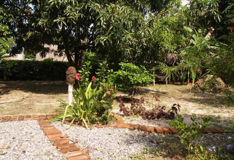 پانسیون Sistarasta