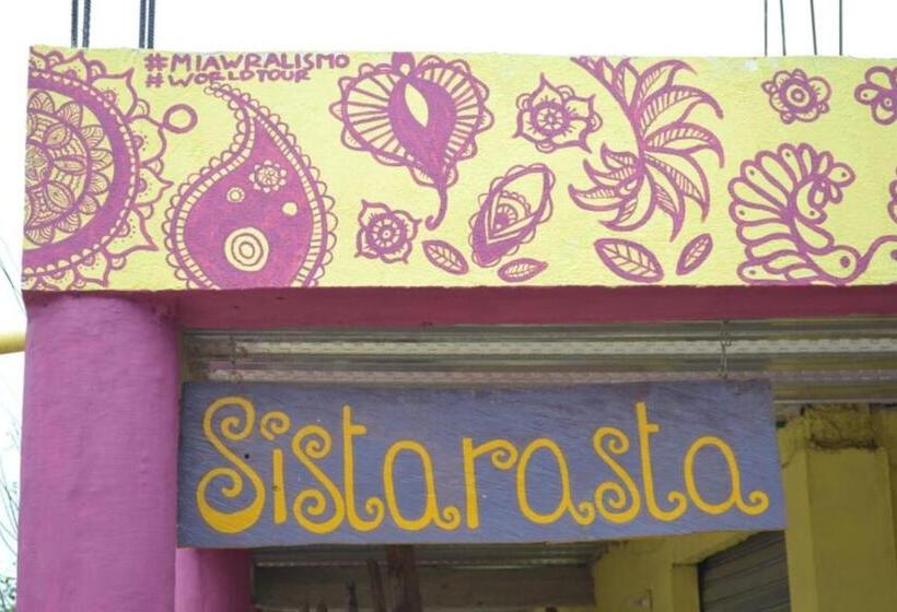 پانسیون Sistarasta