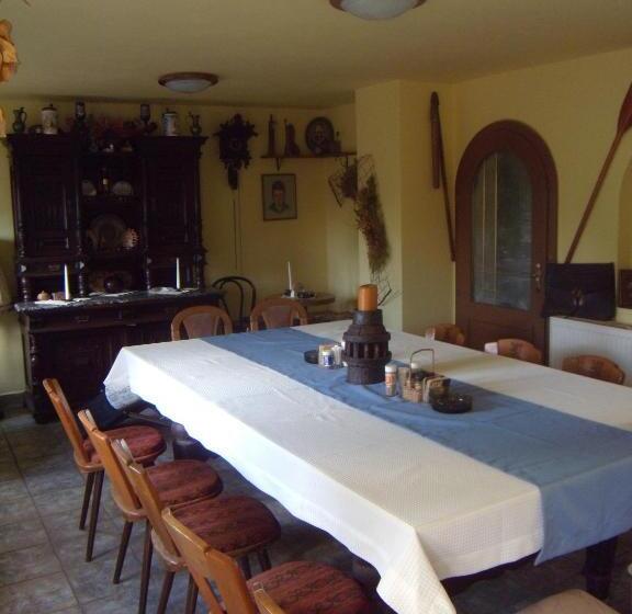 호스텔 Penzion U Urbanů