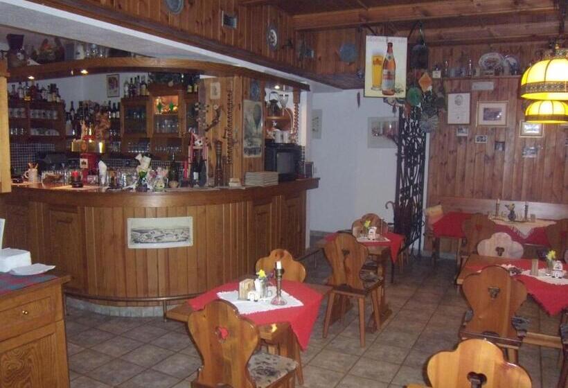 호스텔 Penzion U Urbanů