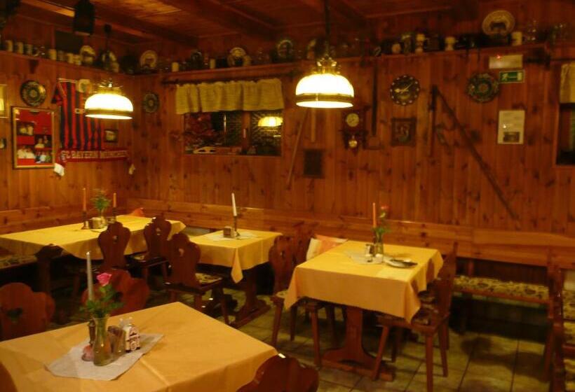 호스텔 Penzion U Urbanů