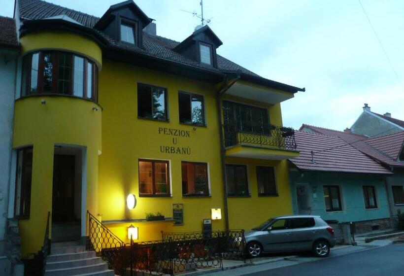 호스텔 Penzion U Urbanů