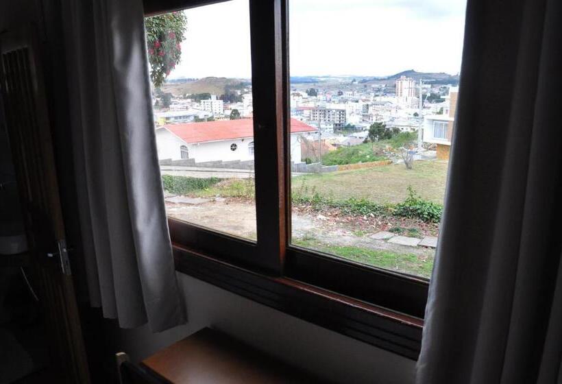 فندق صغير Pousada Monte Carlo