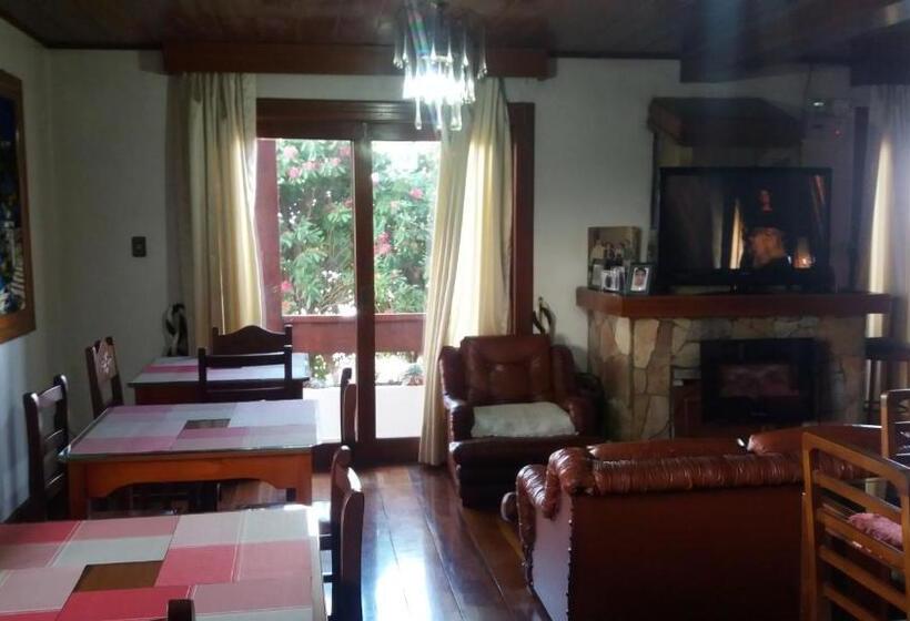 فندق صغير Pousada Monte Carlo