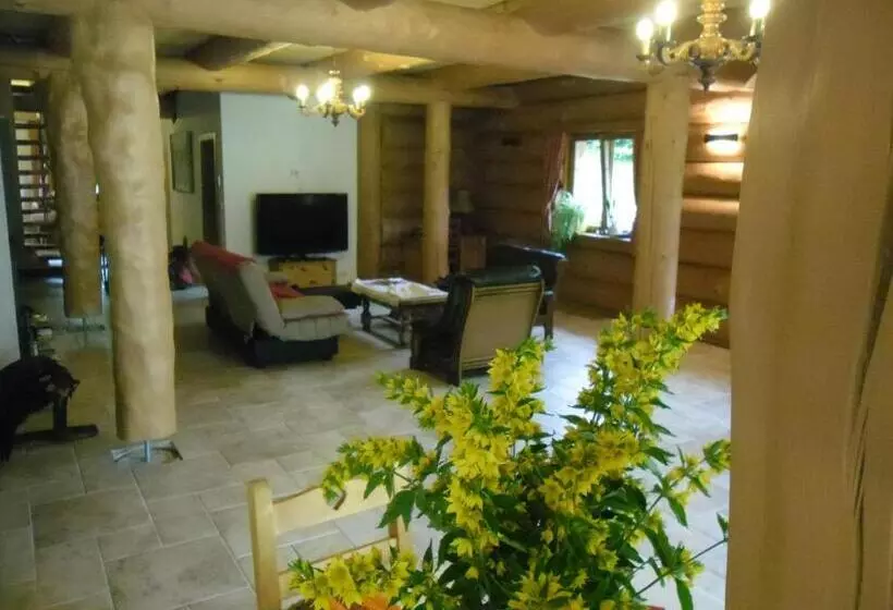 Aamiaismajoitus (B&B) Chambres D Hôtes Les Rondins De La Fecht