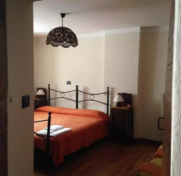 Aamiaismajoitus (B&B) Il Dahù